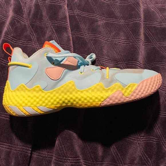 Harden VOl 6 - Picture 3 of 4